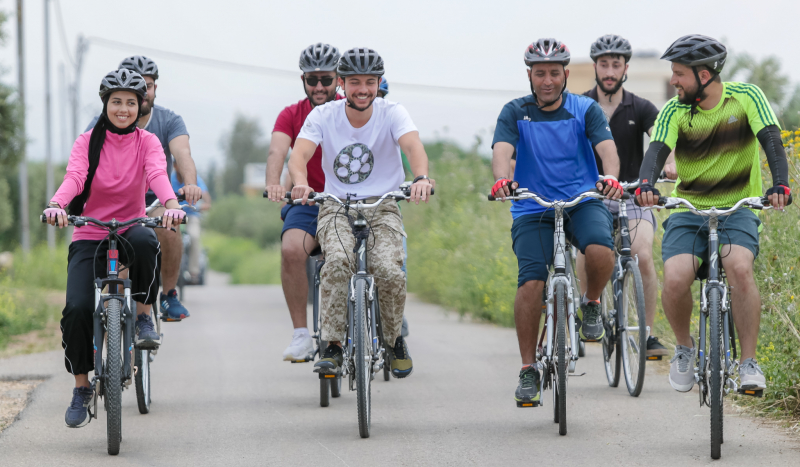 ولي العهد يمضي ظهيرة اليوم في