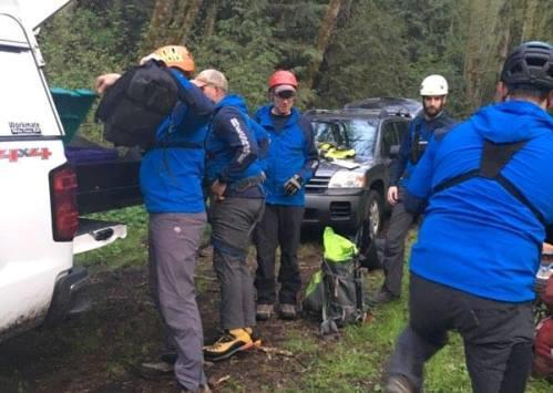 كلب يساعد الشرطة بالعثور على جثة