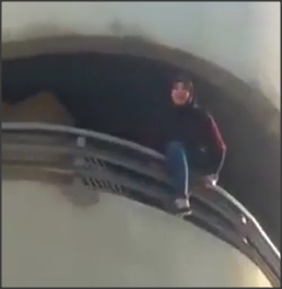 فتاة لبنانية تحاول الانتحار وشاب في