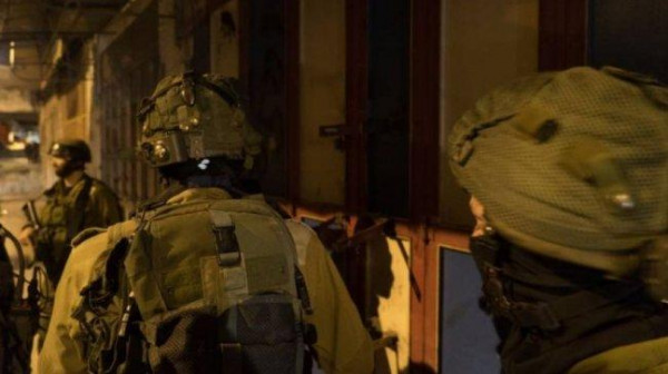 الاحتلال يعتقل 19 فلسطينيا بالضفة الغربية