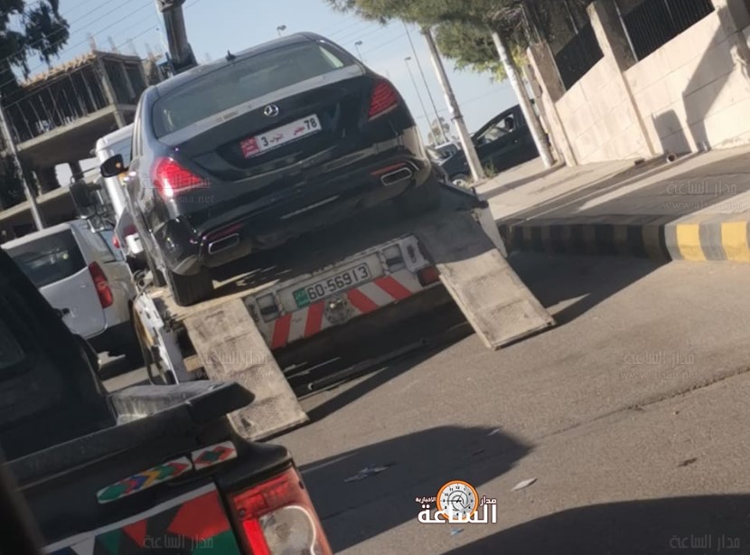 تعطل مركبة نائب على دوار الداخلية