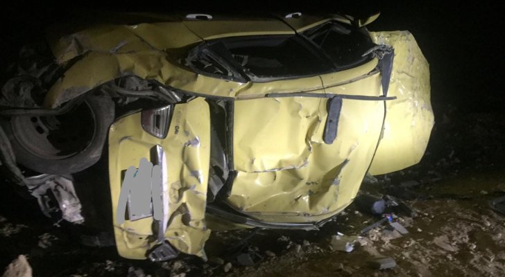 وفاة سائق تاكسي بتدهور مركبته على