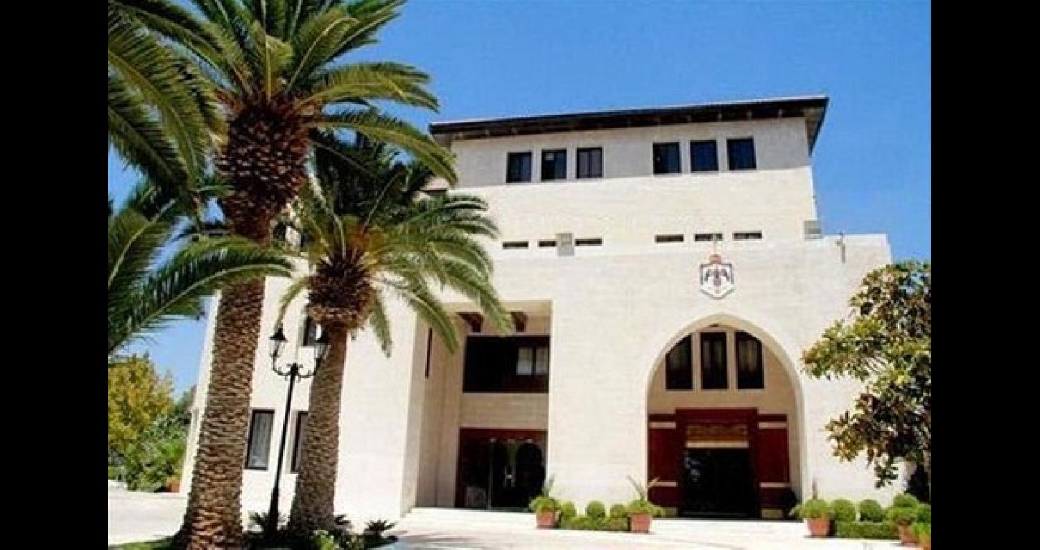 مجلس الوزراء يحيل ضباطا بينهم 3