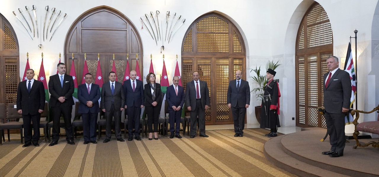 مجلس الوزراء يعقد جلسة تعارف في