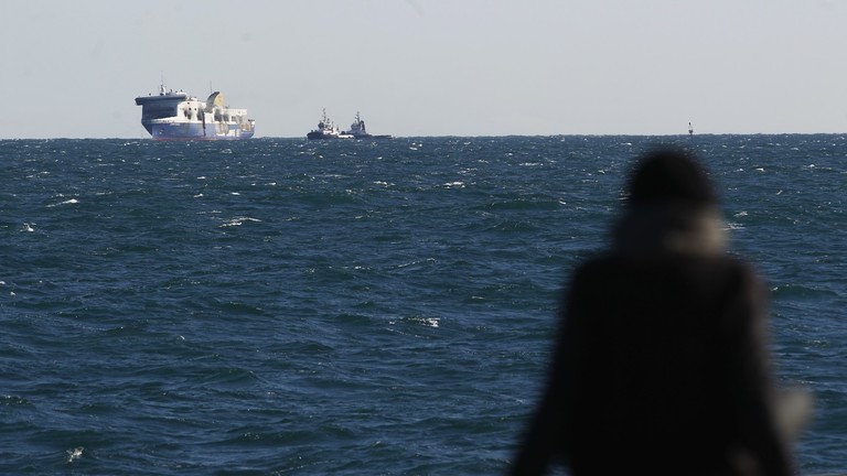 سفينة ركاب إيطالية على متنها 340