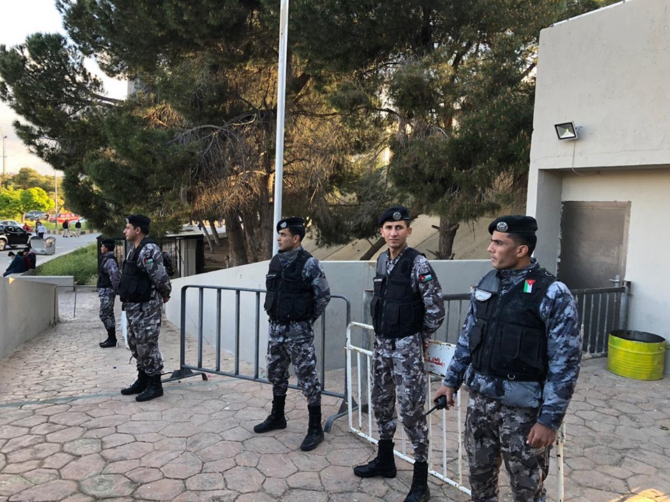 «الدرك» في المدينة الرياضية قبل الافطار