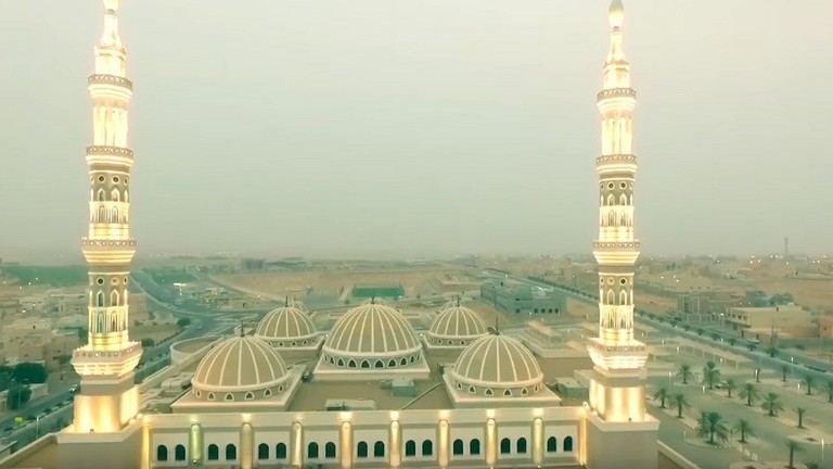 وفاة مدير الهلال الأحمر السعودي أثناء