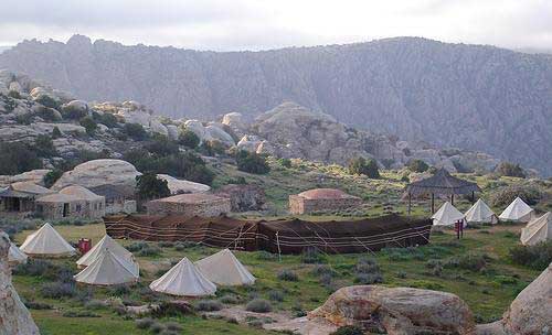 ضانا: مخيم الرمانة السياحي يبدأ باستقبال