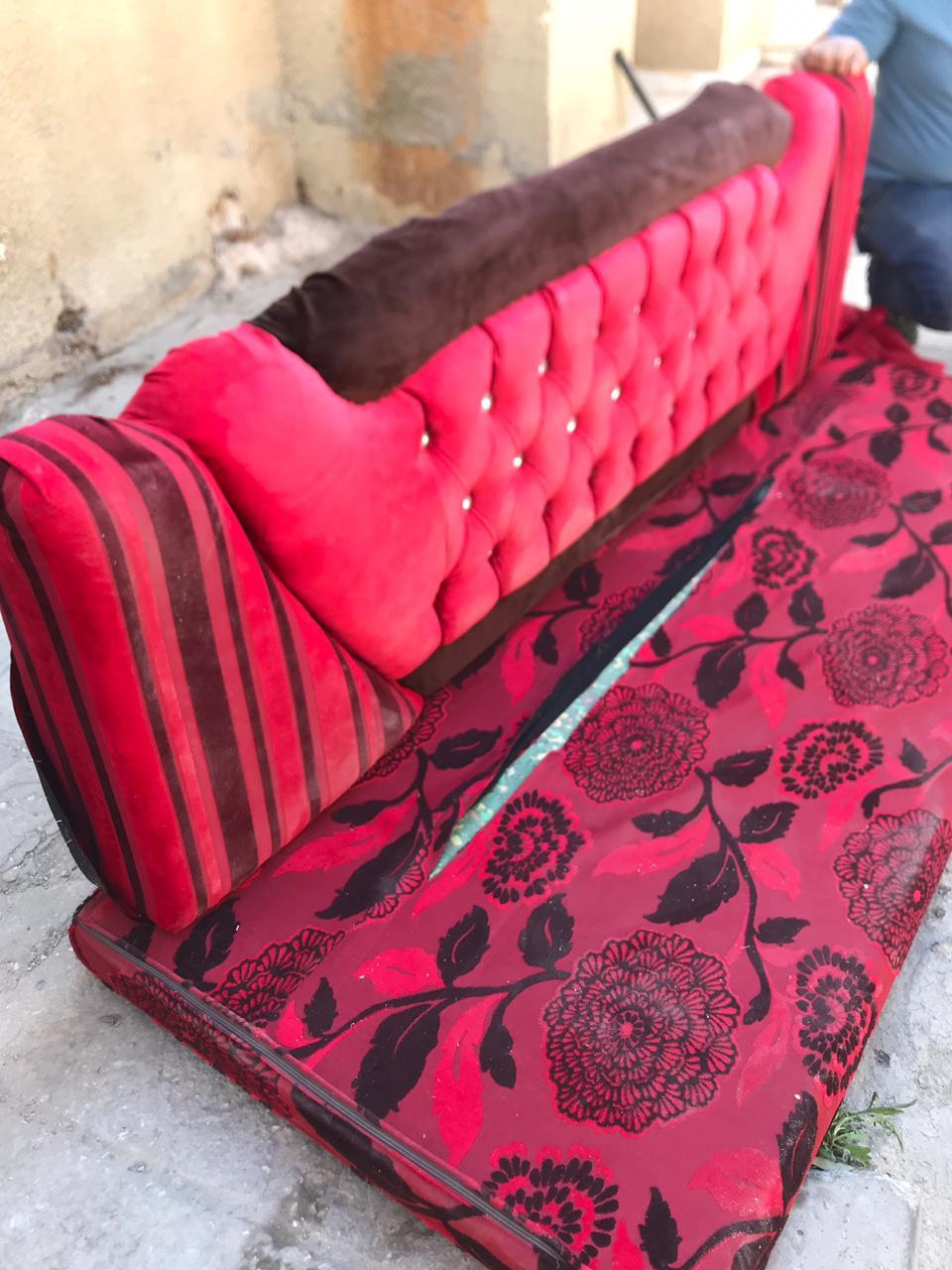 ضبط شخصين من جنسية عربية حاولا