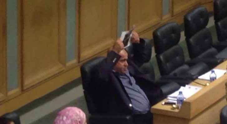 النائب خليل عطية يطالب الحكومة بتوفير