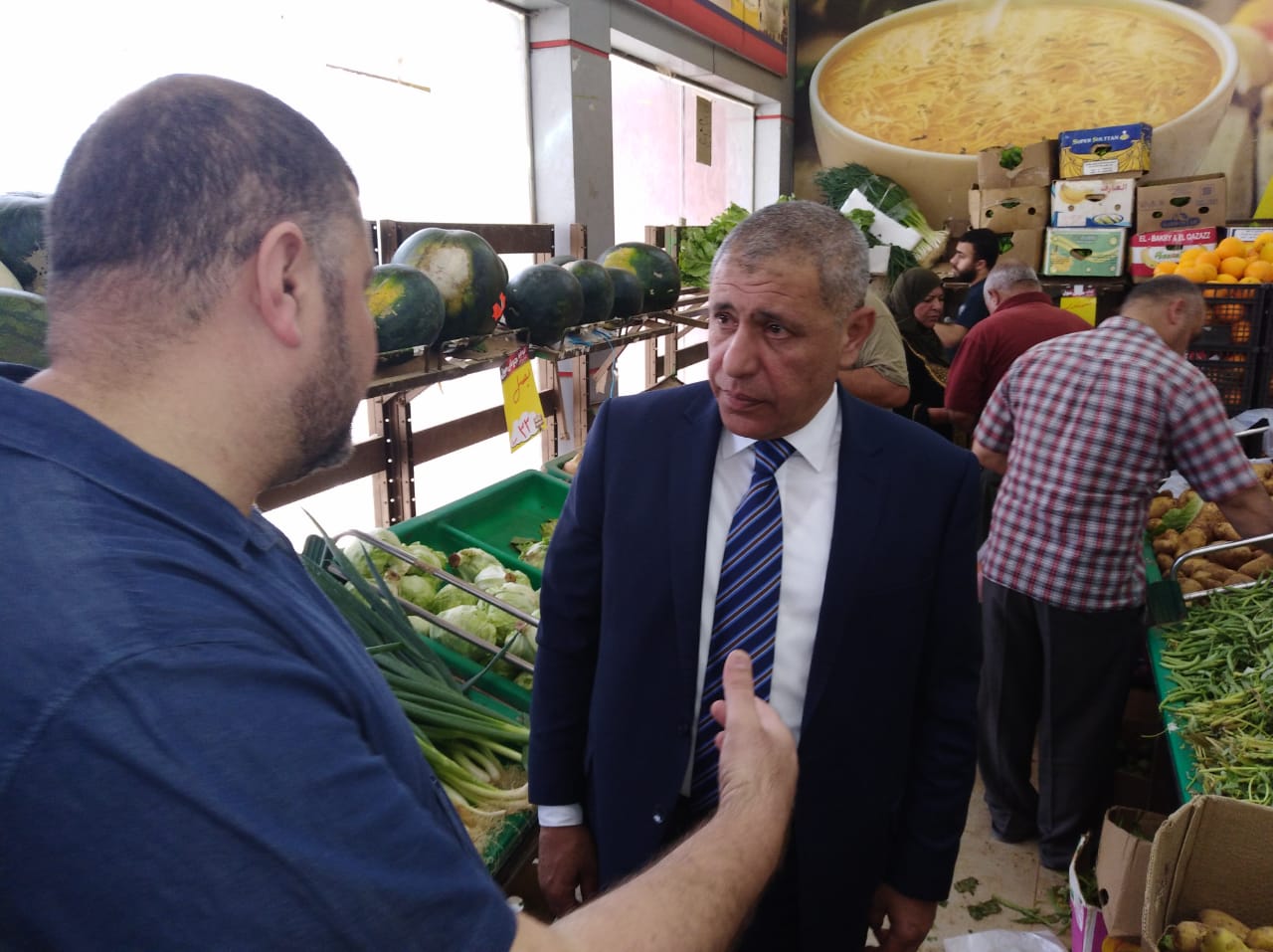 جولة تفقدية للمحافظ اللوزي على المولات