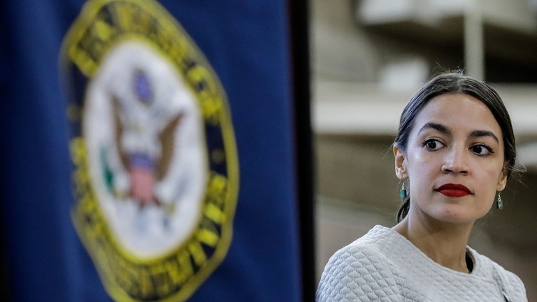 عضو في الكونغرس الأمريكي: لماذا نصف