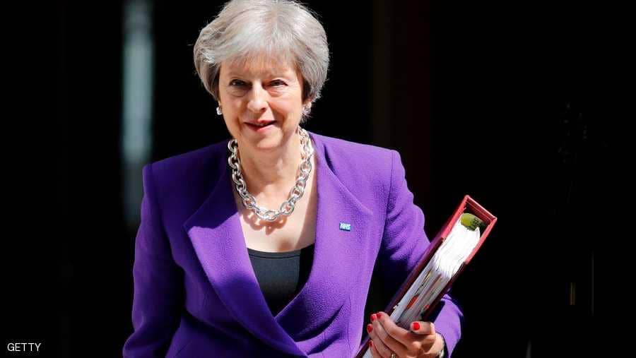 رئيسة الوزراء بريطانيا «ستكون في منصبها»