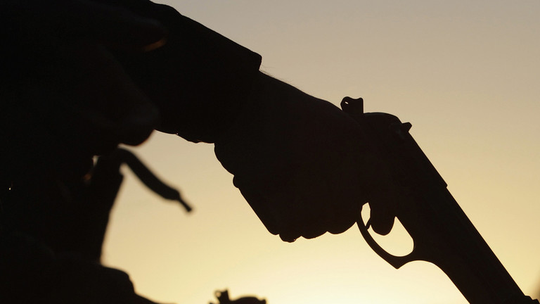 مصر.. خلاف عائلي يتطور إلى مجزرة