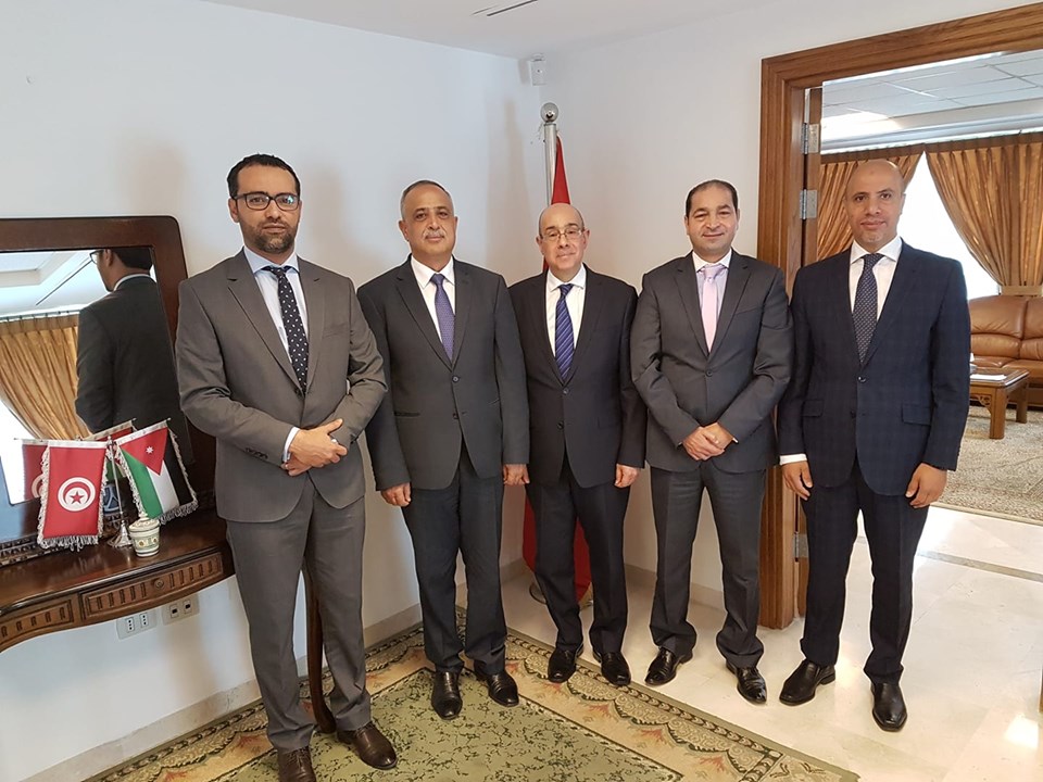 السهيلي والبخيت بحثا تفعيل التوأمة بين