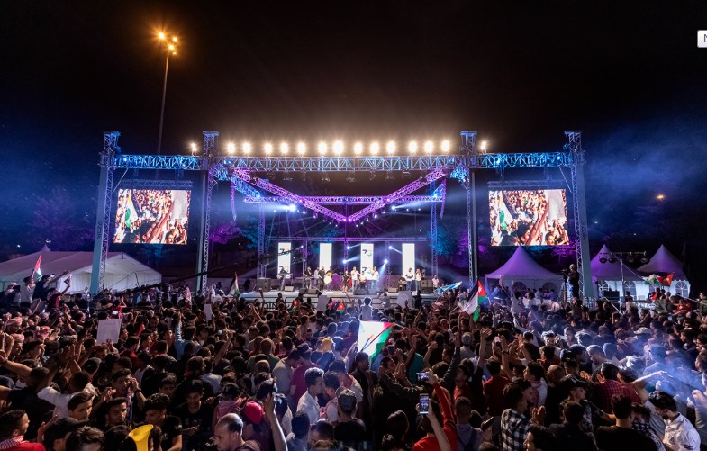 زين تشارك 50 ألف مواطن الاحتفال