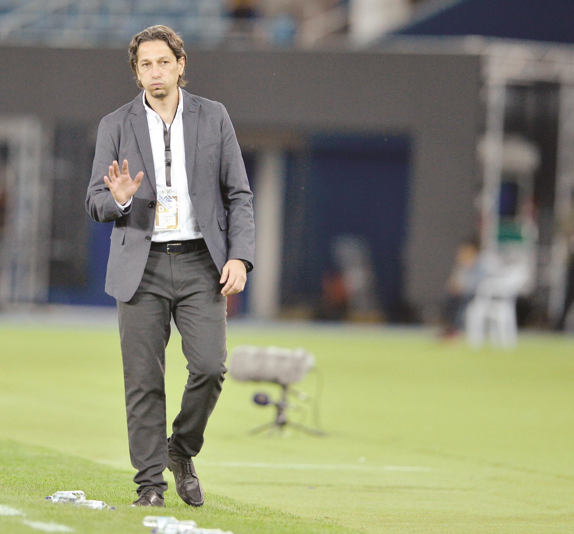 أبو زمع: تلقيت عرضا رسميا لتدريب