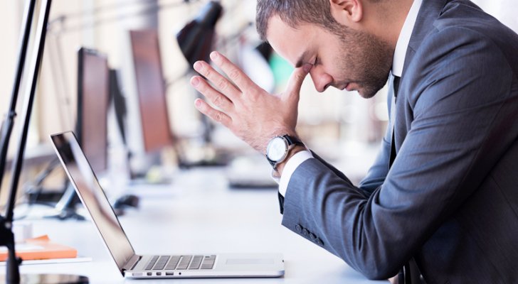 منظمة الصحة تقرّ: إرهاق العمل مرض