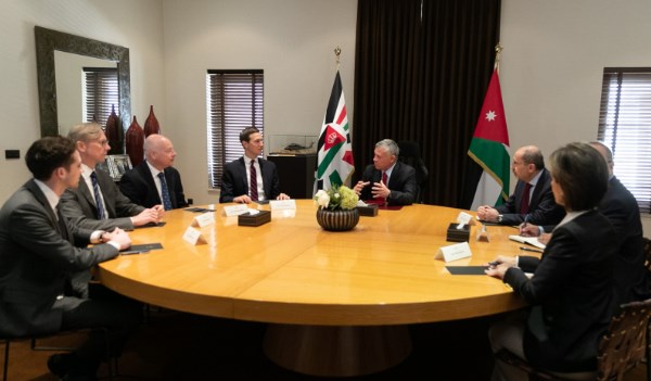 الملك يلتقي جاريد كوشنر