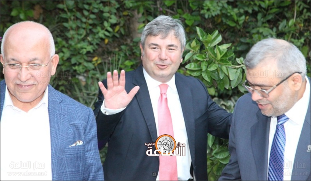 السفير التركي يولم لشخصيات ورجال أعمال