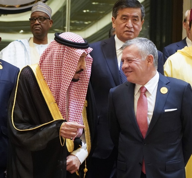 330 كلمة بخطاب الملك للأمة الاسلامية..