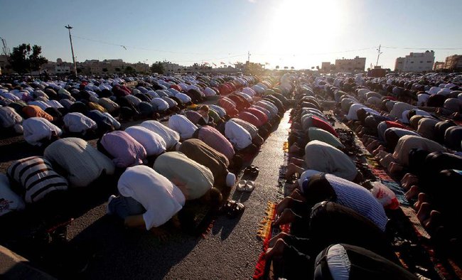 أوقاف الزرقاء تحدد مصليات عيد الفطر