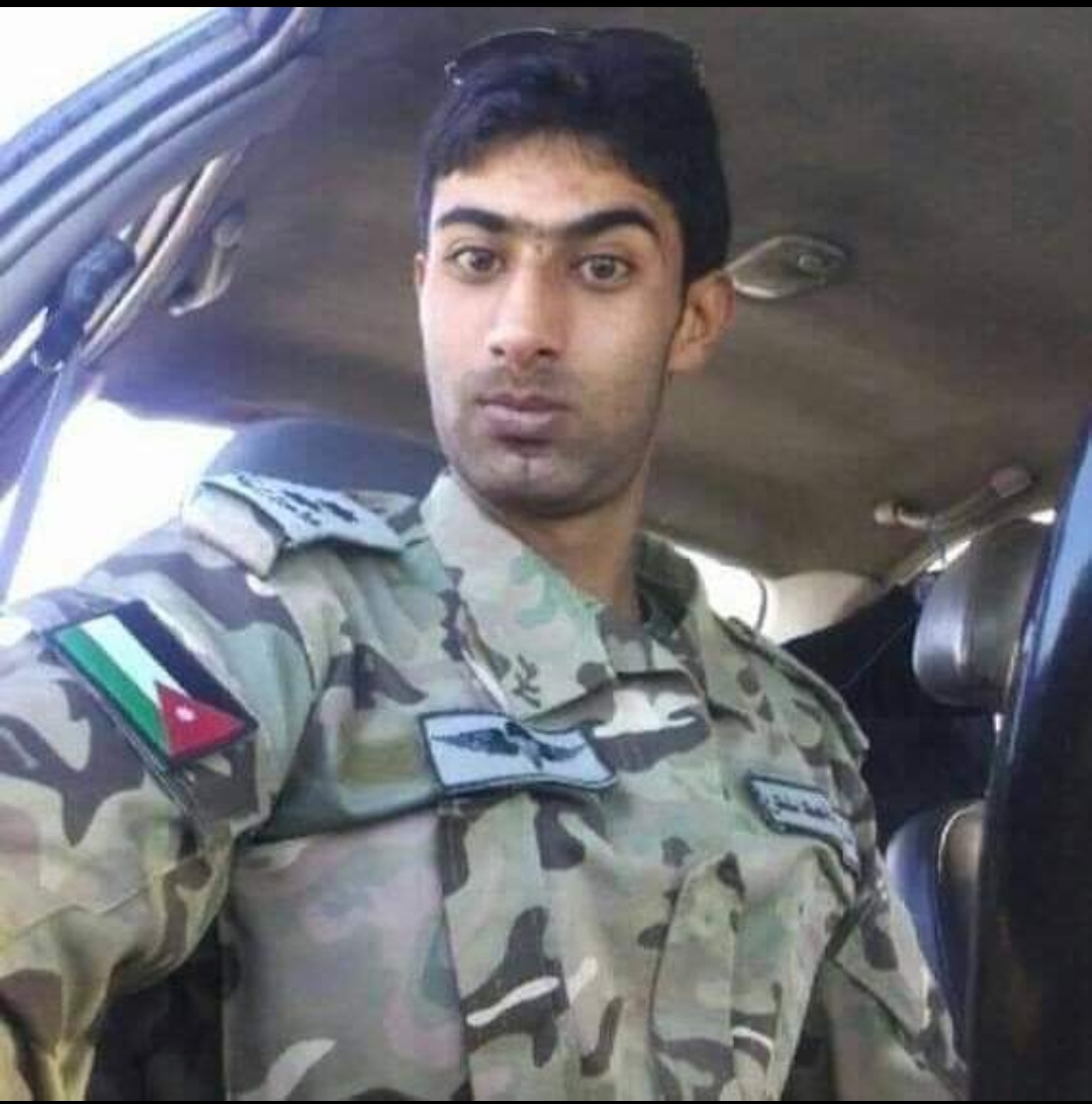 الطاهات والمبيضين يباركون للعنزي