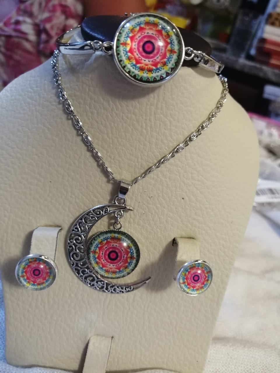 عروض المخامرة للإكسسوارات