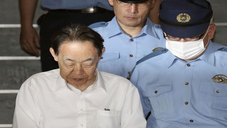 اليابان.. مسؤول يقتل ابنه خوفا على