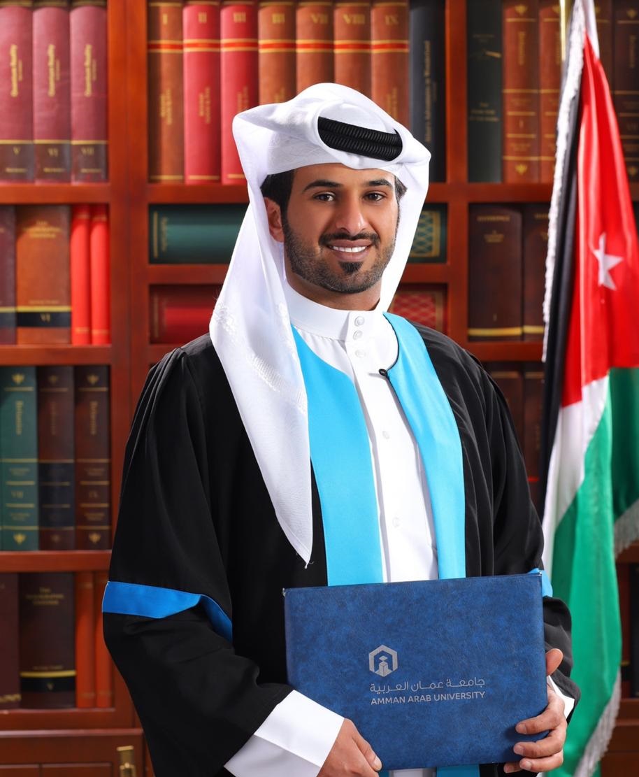 الحويطات يهنئون خالد القحطاني بتخرجه