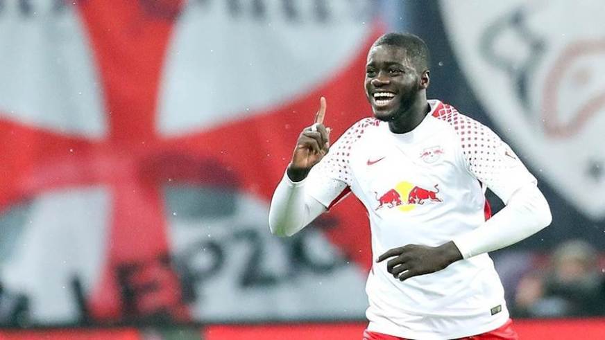 اومتيتي يجبر آرسنال على الخطة البديلة