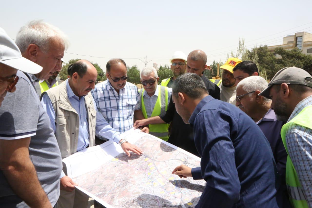 العموش: اغلاق تقاطع مرج الحمام وتحويلات