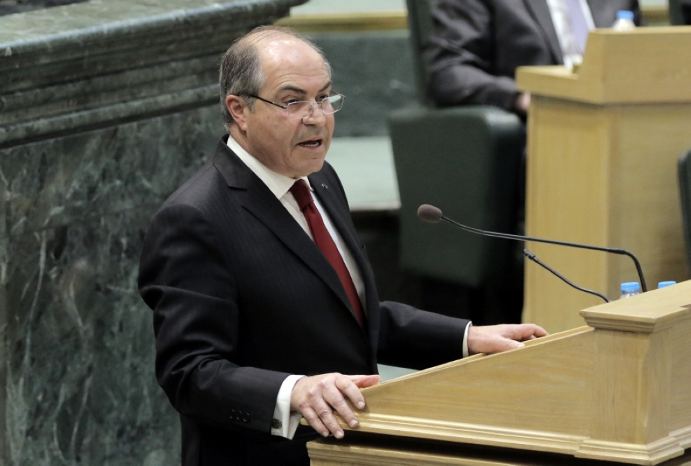 الحكومة ستمنع ترخيص مركبات المواطنين المتخلفين