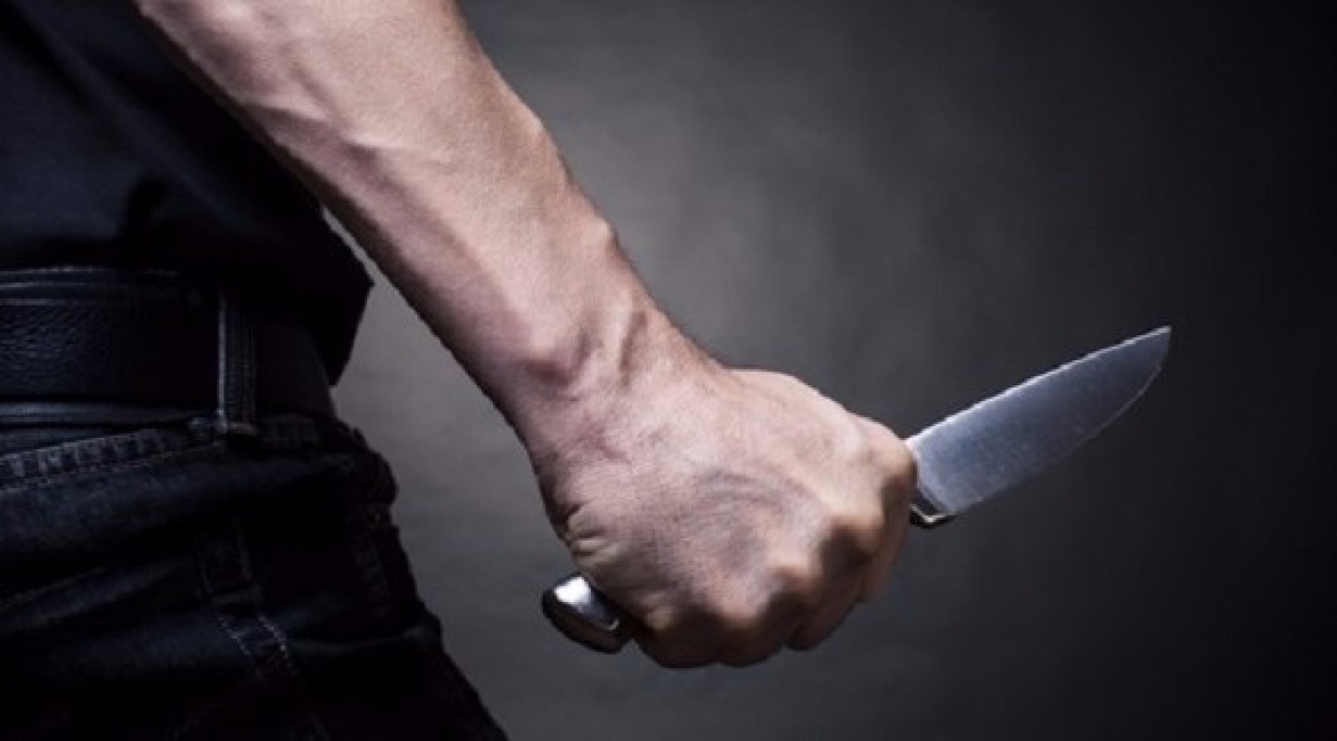 شاب يطعن والده في الرمثا