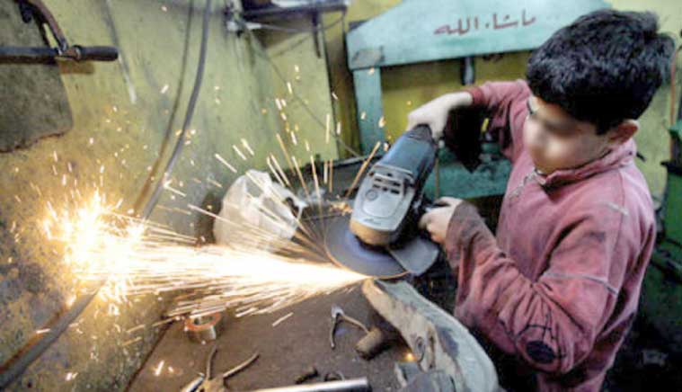 مركز الفينيق: اغلب الاسر فقيرة دفعتهم