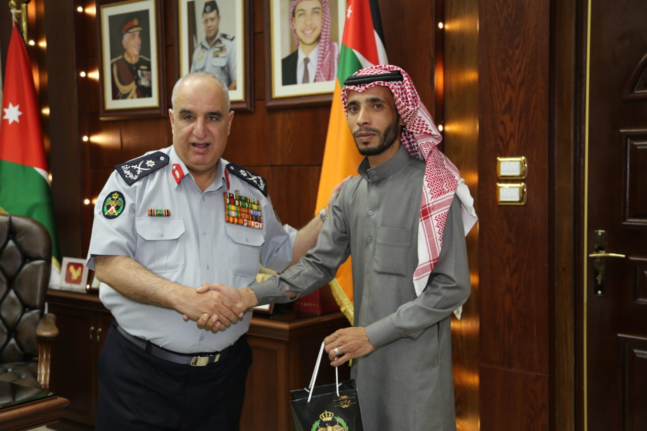 ماذا فعل سائق اللودر في بلدية