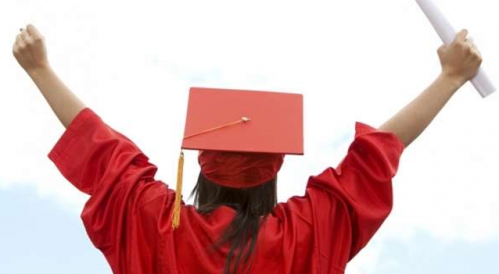 روسيا تمنح خريجى جامعاتها شهادات رقمية