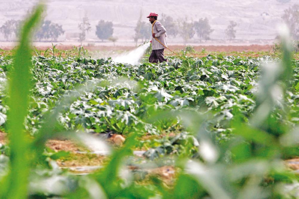 النقابات والاتحادات والجمعيات الاردنية تناشد الرزاز