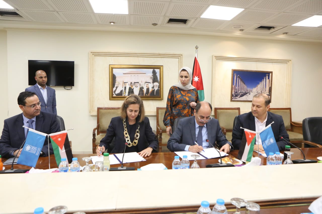 توقيع مذكرة تفاهم بين مجلس البناء