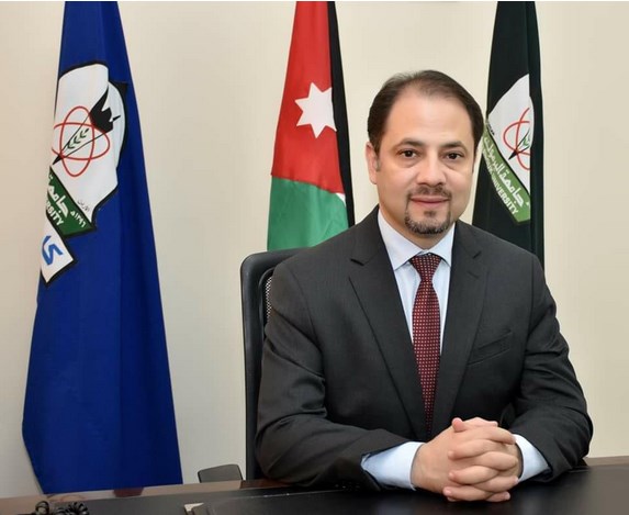 وسام شحادة إلى رتبة أستاذ دكتور