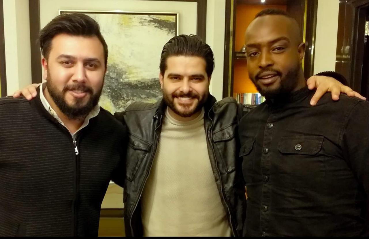 النجم نصيف زيتون يغني «تكة» من