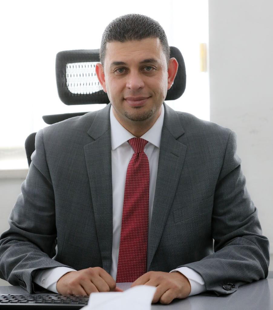 فرحة ثانية للصحفي غزال