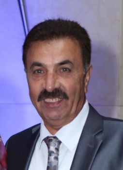 الدكتور رفعت الطويل يتقبل التعازي بوفاة