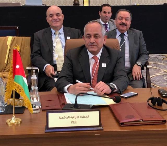 «التعاون العربي الصيني» يشيد بجهود الملك