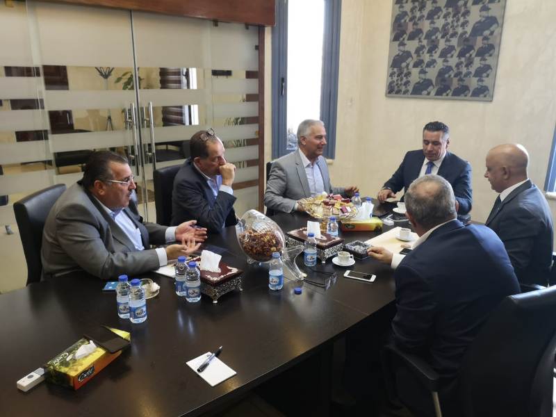 بحث تعزيز التعاون بين أمانة عمان