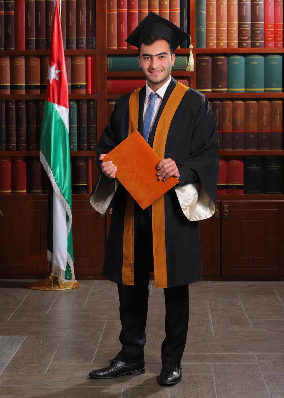 رامي عرفات.. مبروك التخرج