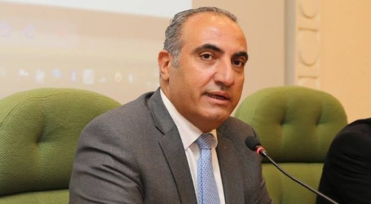 الشواربة يتحدث للأردنيين حول حافلات ’باص