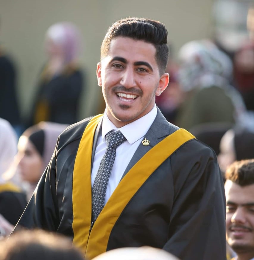 المهندس احمد سليمان الطوره.. مبروك التخرج