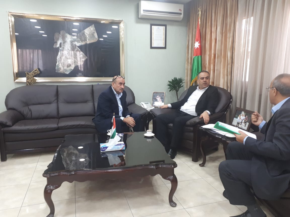 الزراعة تعيّن 1633 1640 طبيبا بيطريا