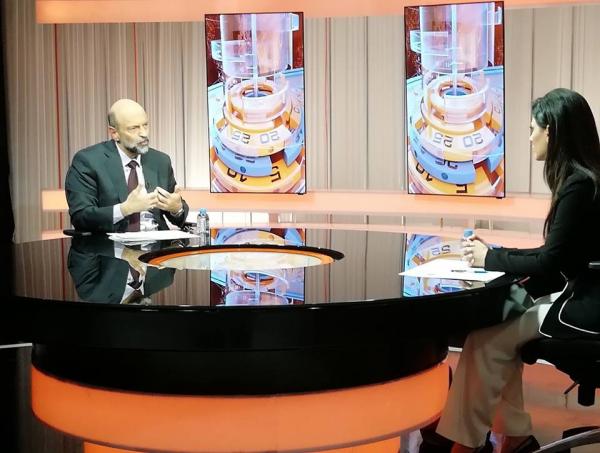 الرزاز: راض عن انجازات حكومتي في